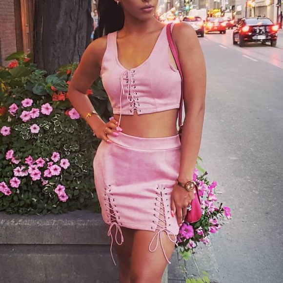 Custom made pink suede 2piece - Picture 1 of 4